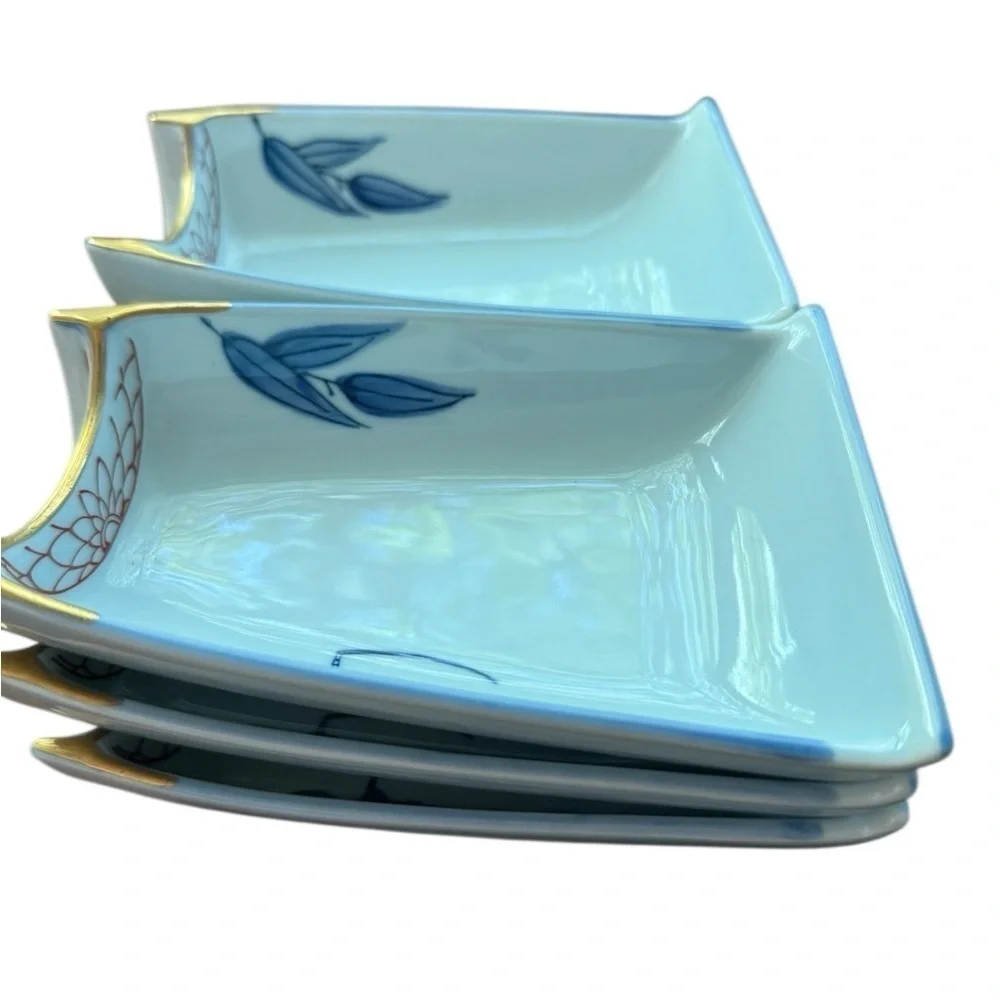 Japanese Porcelain Serving Boats with Prawns and Leaves Gold Decoration Art Deco